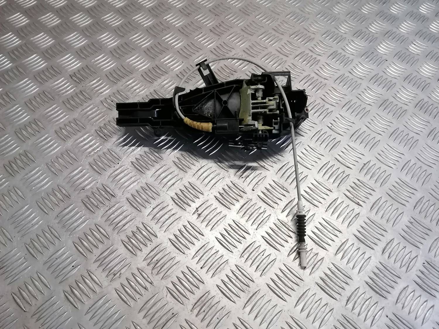 Aizmugurējāis labais durvju rokturis priekš BMW 318D E91 2008 TOURING