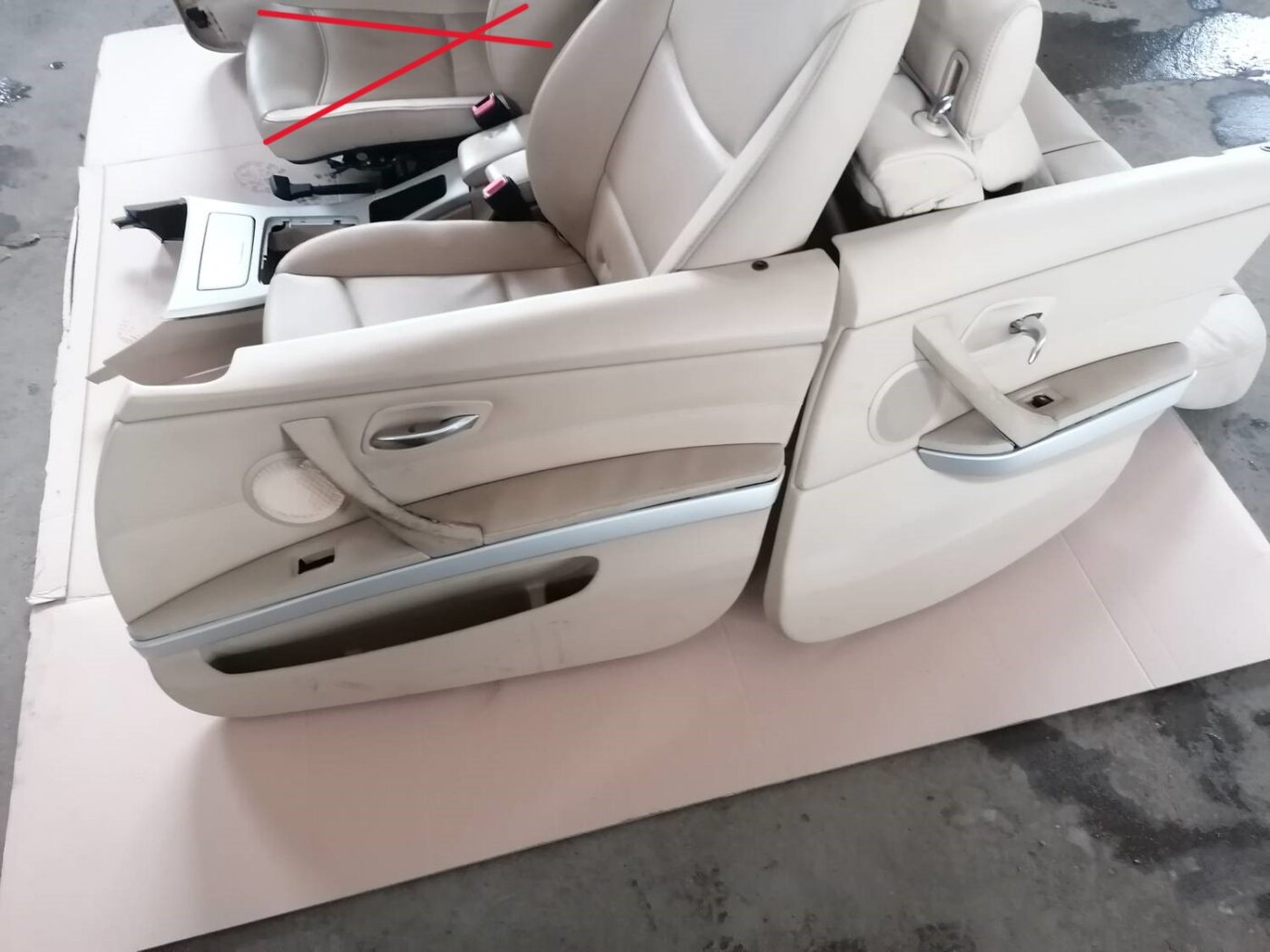 Sēdekļu komplekts priekš BMW 318D E91 2008 TOURING