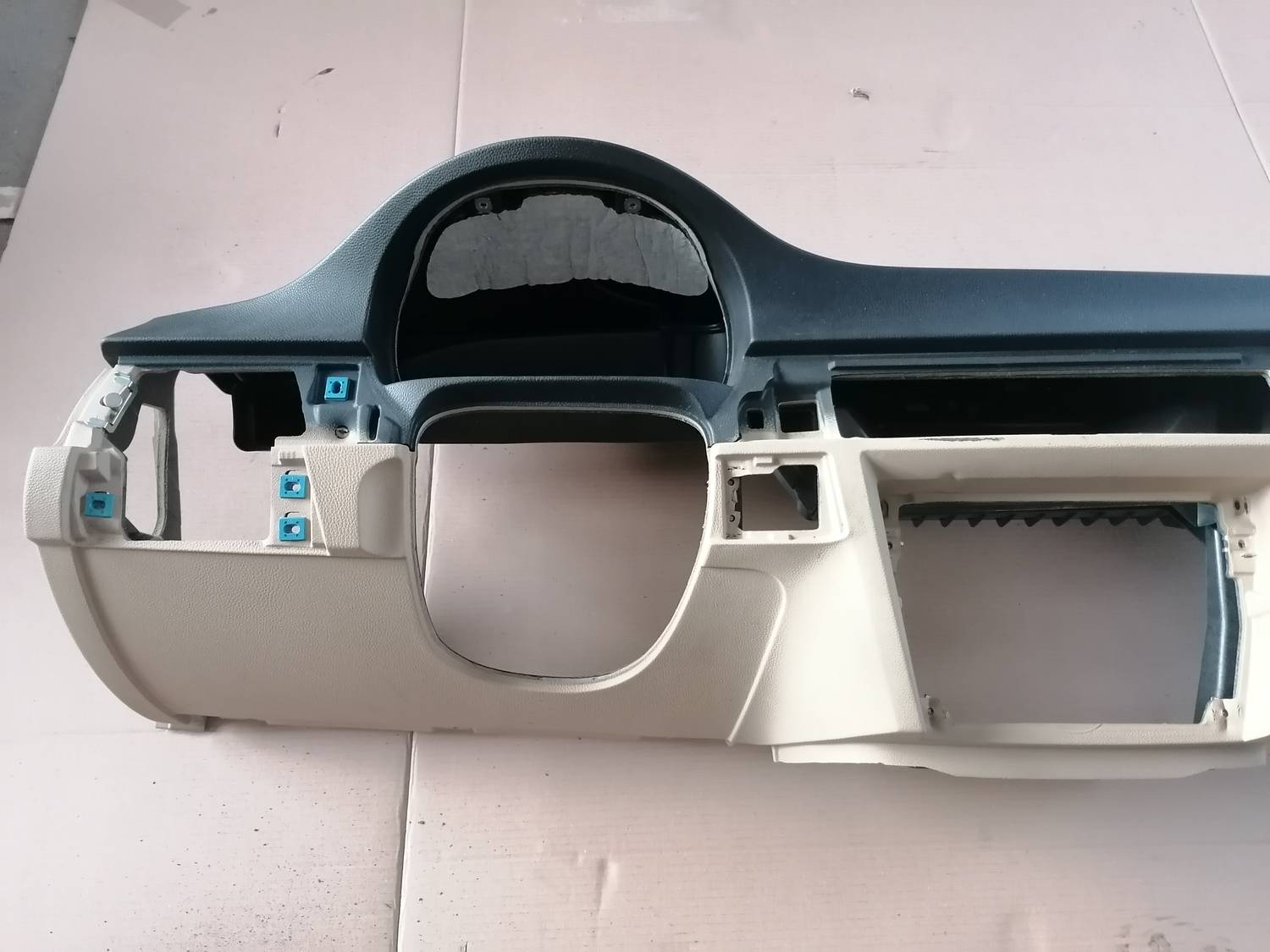 Mērinstrumentu panelis priekš BMW 318D E91 2008 TOURING 4 Mērinstrumentu panelis priekš BMW 318D E91 2008 TOURING