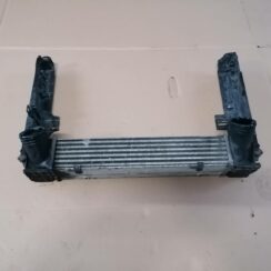 Interkūleris priekš BMW 318D E91 2008 TOURING