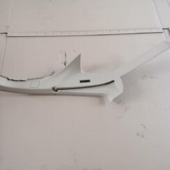 Aizmugurējas salona statnes apdare priekš BMW 318D E91 2008 TOURING