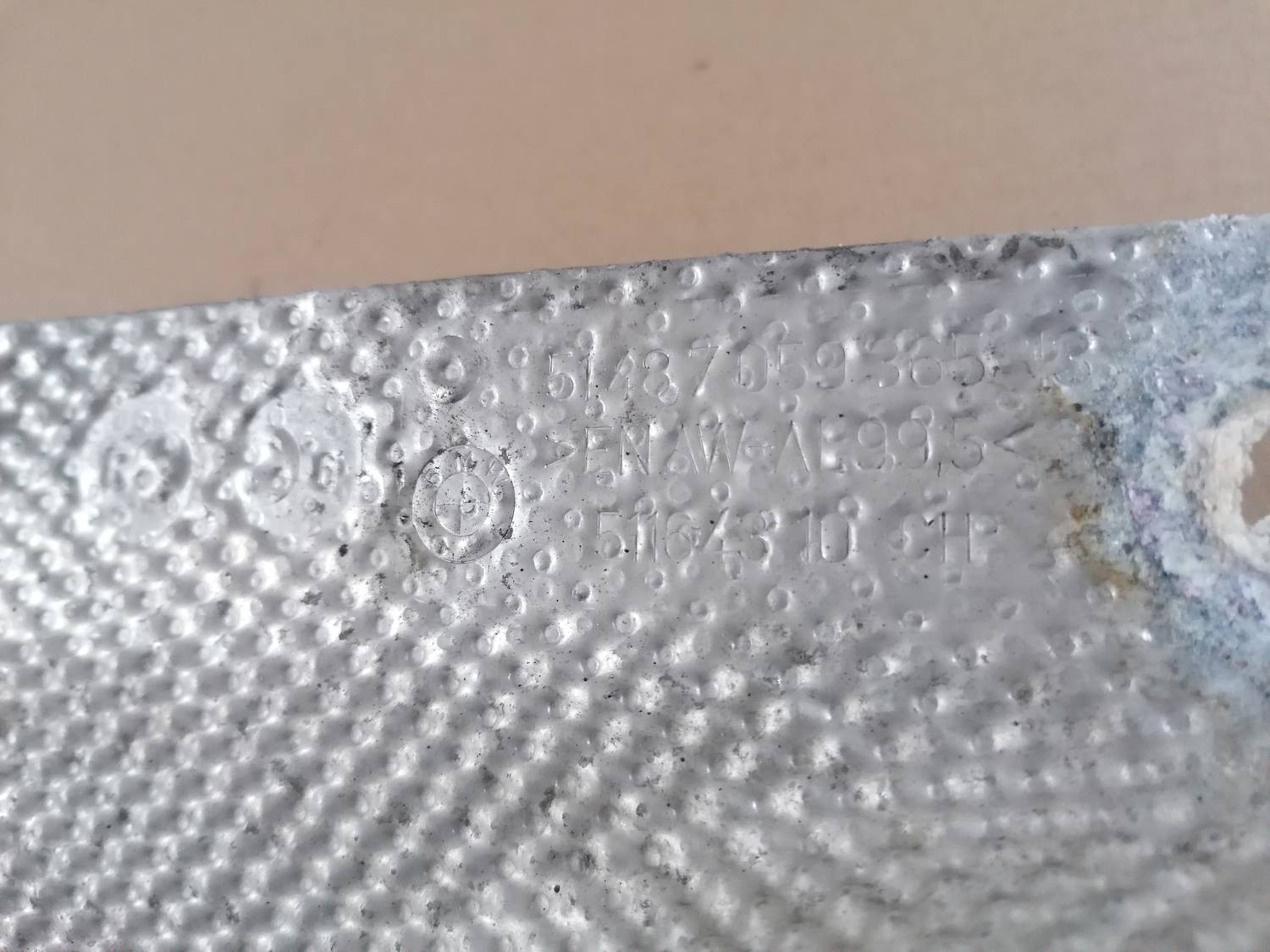 Izpūtēja sistēmas karstuma aizsargs priekš BMW 318D E91 2008 TOURING