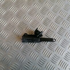 Mantu glabāšanas nodalījuma amortizators priekš MAZDA 6 2007