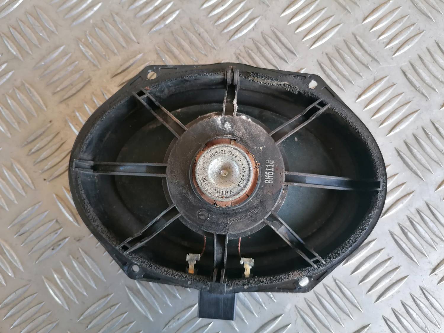 Durvju skaļrunis, apakšā priekš MAZDA 6 2007 5 Durvju skaļrunis, apakšā priekš MAZDA 6 2007