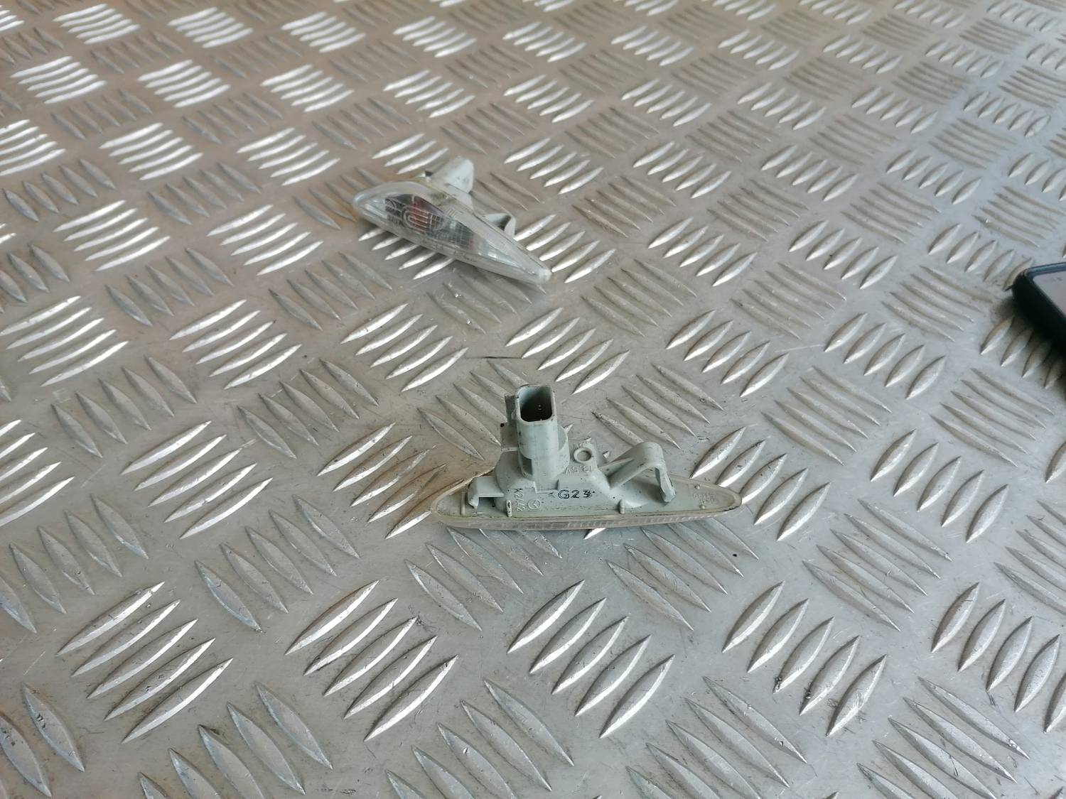 Pagrieziena signala lukturis priekš MAZDA 6 2007