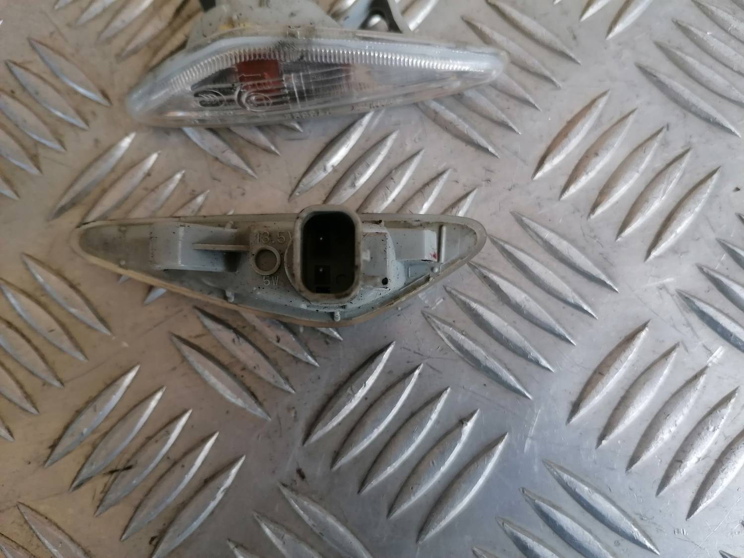 Pagrieziena signala lukturis priekš MAZDA 6 2007