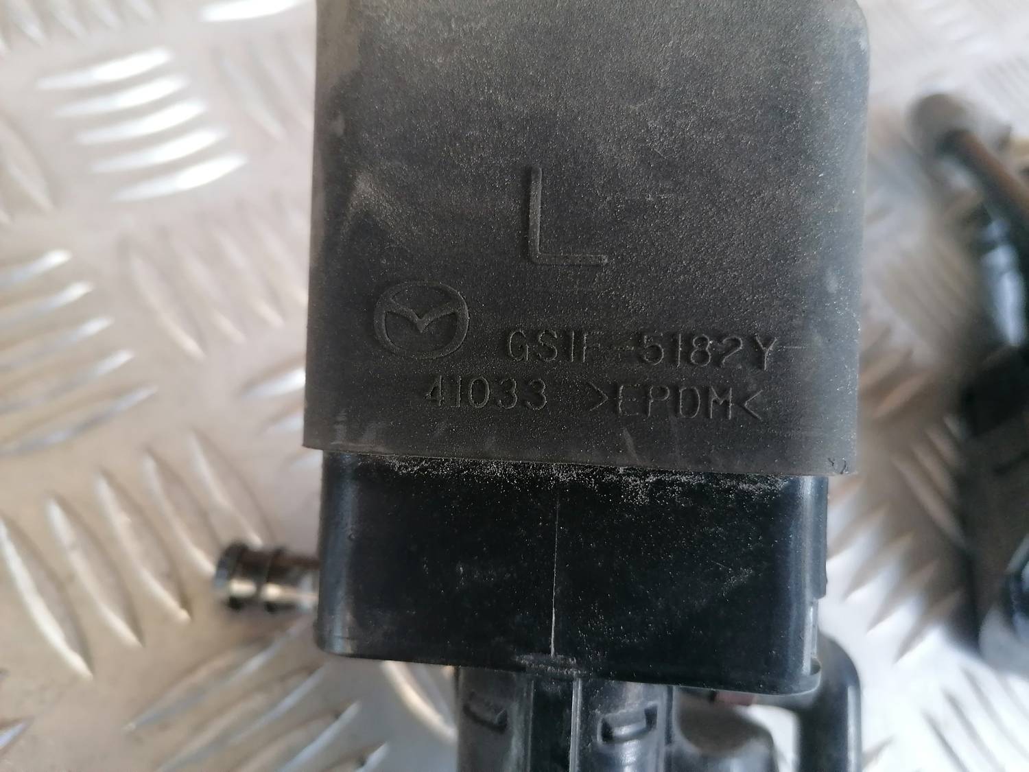 Lukturu mazgātāja sprausla priekš MAZDA 6 2007 6 Lukturu mazgātāja sprausla priekš MAZDA 6 2007