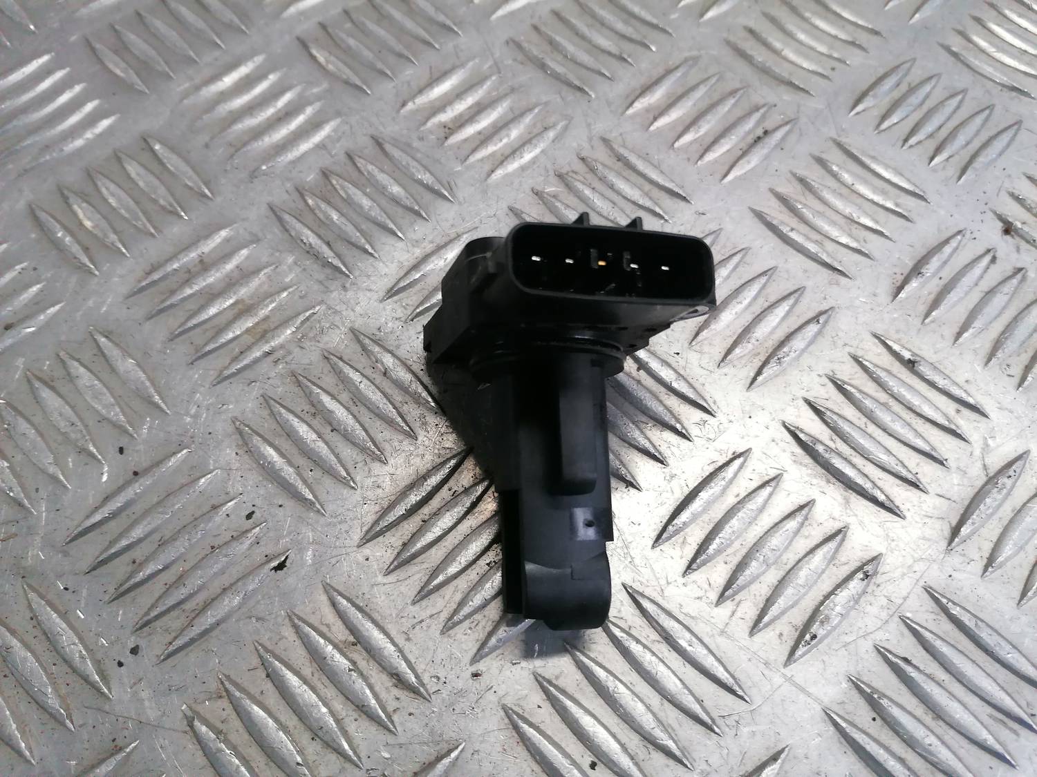 Gaisa plūsmas mērītājs priekš MAZDA 6 2007 2 Gaisa plūsmas mērītājs priekš MAZDA 6 2007