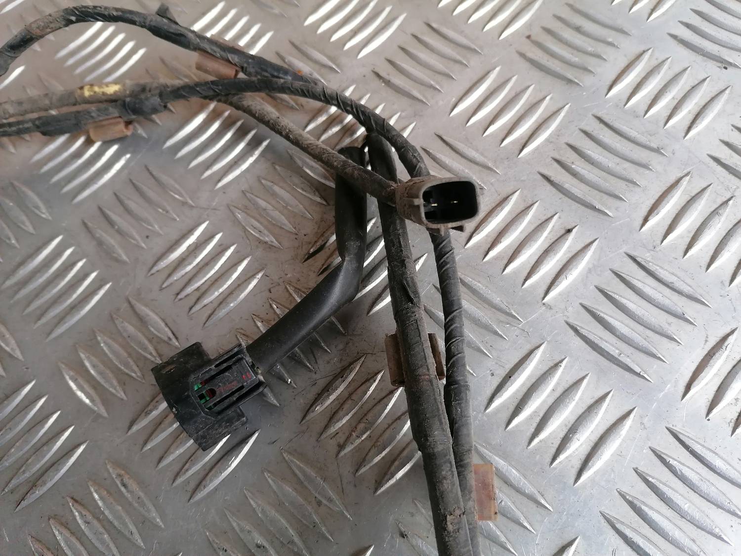 Priekšējo miglas lukturu vads priekš MAZDA 6 2007 2 Priekšējo miglas lukturu vads priekš MAZDA 6 2007