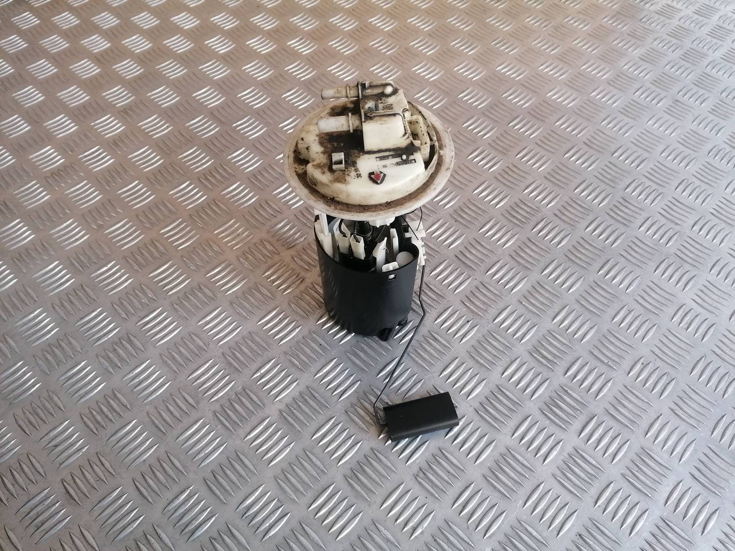 Degvielas tvertnes sūknis priekš XSARA PICASSO 2003