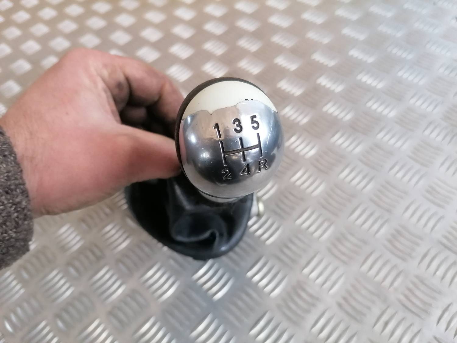 Ātrumu pārslēgšanas slēdzis priekš XSARA PICASSO 2003 4 Ātrumu pārslēgšanas slēdzis priekš XSARA PICASSO 2003