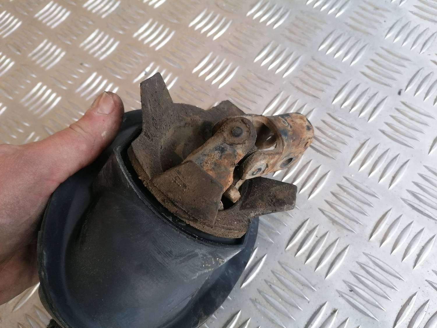 Stūres statne priekš XSARA PICASSO 2003 4 Stūres statne priekš XSARA PICASSO 2003