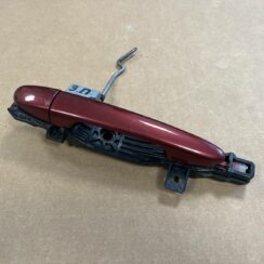 Aizmugurējāis labais durvju rokturis priekš MAZDA 6 2007