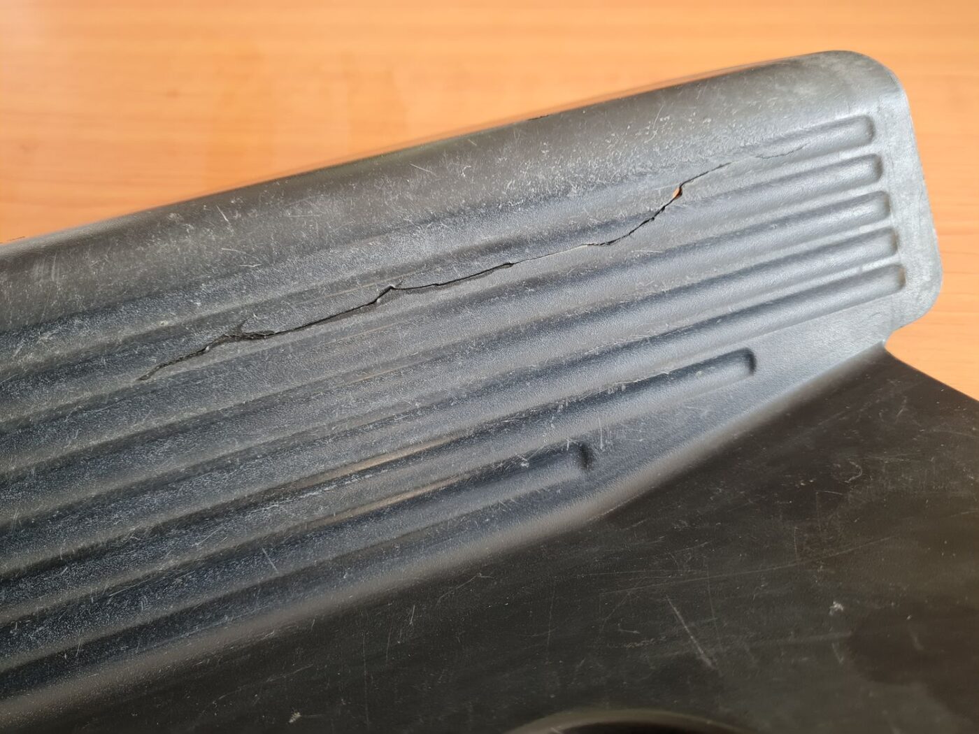 Kāju balsta pedālis priekš BMW 318D E46 2002 SEDAN