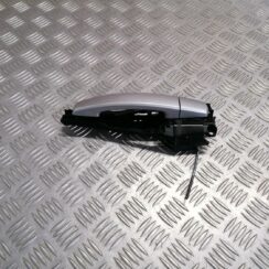 Aizmugurējais kreisais durvju rokturis priekš OPEL ASTRA J 2012