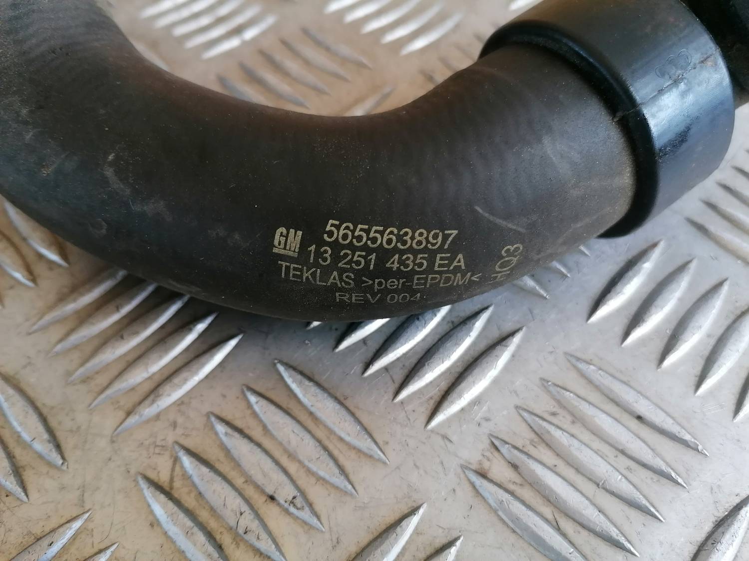 Dzesēšanas caurule priekš OPEL ASTRA J 2012 4 Dzesēšanas caurule priekš OPEL ASTRA J 2012