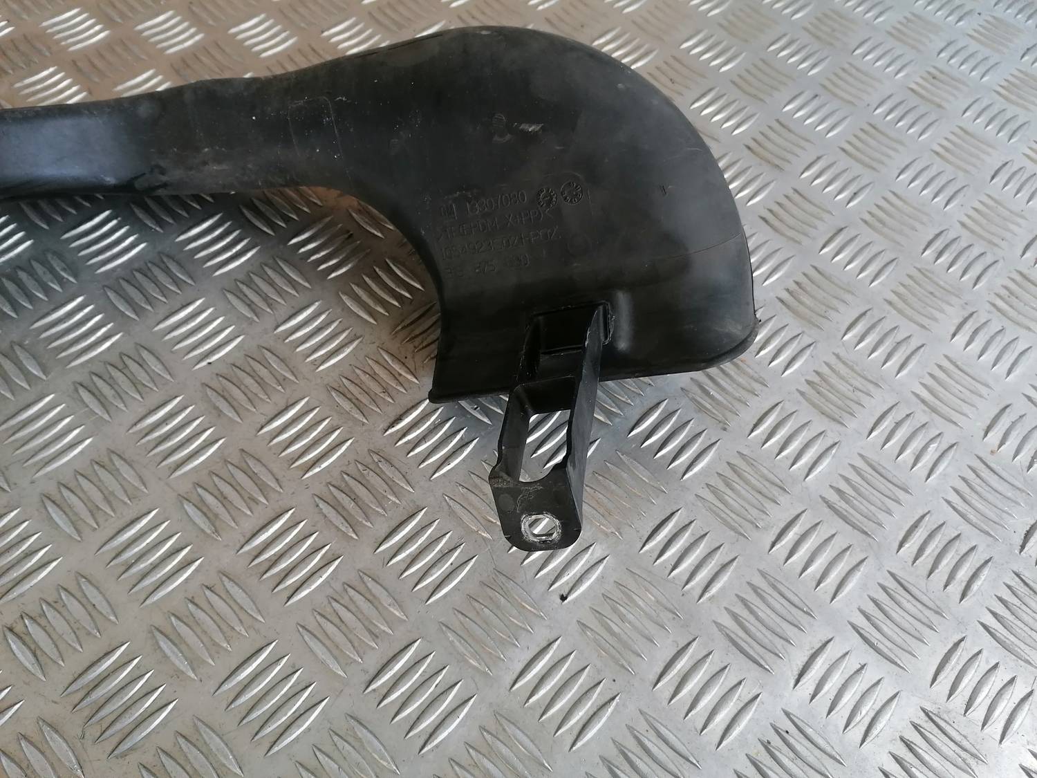 Gaisa filtra korpusa caurule priekš OPEL ASTRA J 2012