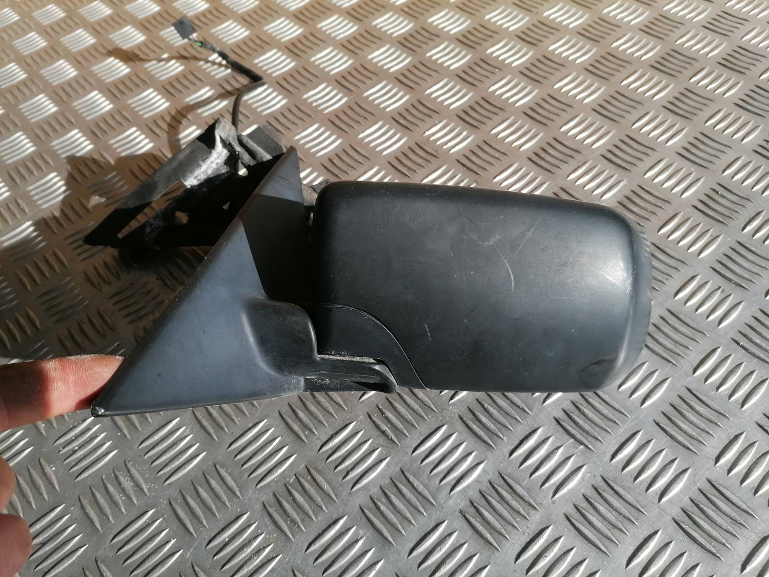 Ārējais spogulis, pa kreisi priekš BMW 318D E46 2002 SEDAN 3 Ārējais spogulis, pa kreisi priekš BMW 318D E46 2002 SEDAN