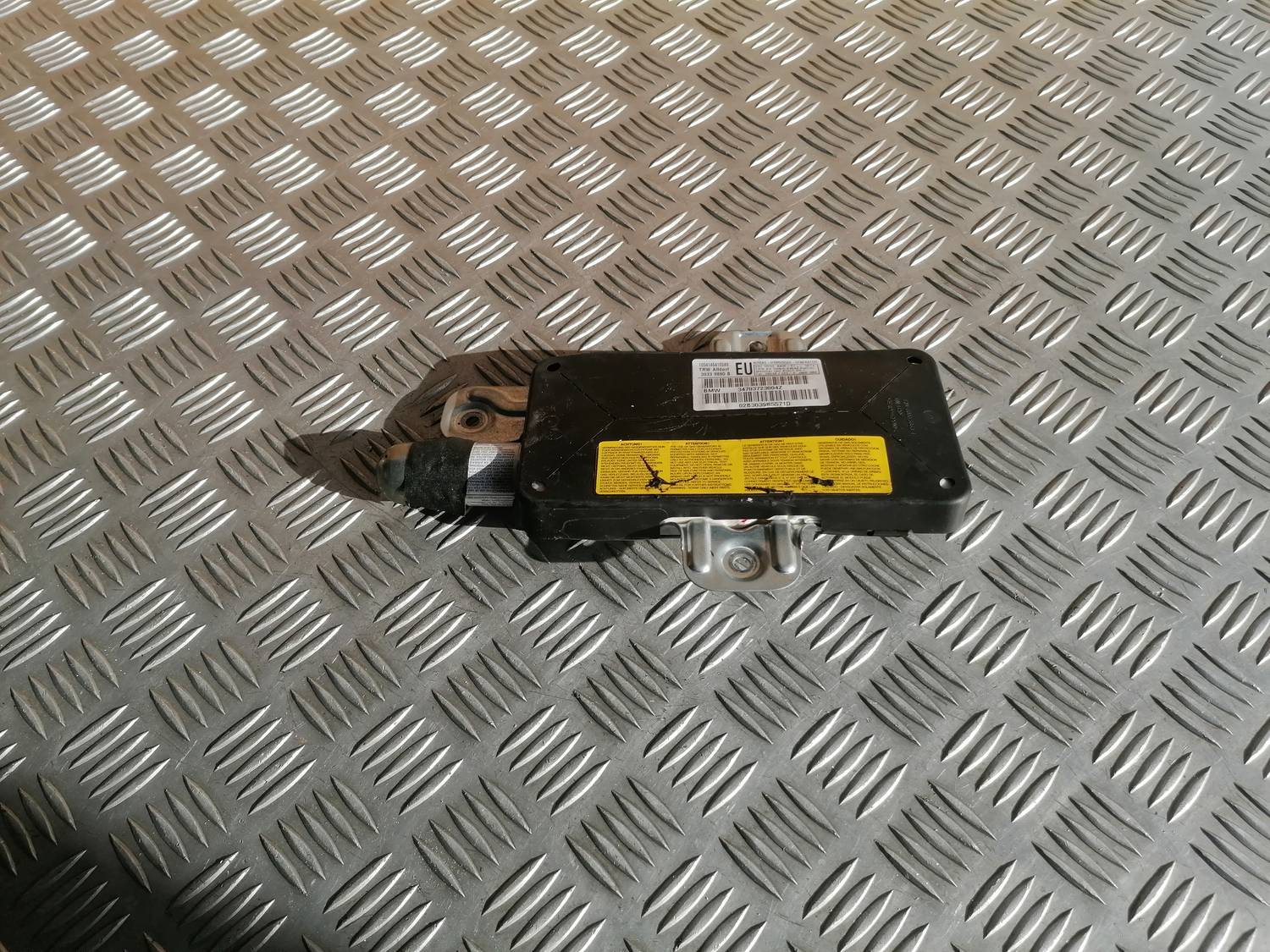 Priekšējo durvju drošības spilvens priekš BMW 318D E46 2002 SEDAN 1 Priekšējo durvju drošības spilvens priekš BMW 318D E46 2002 SEDAN