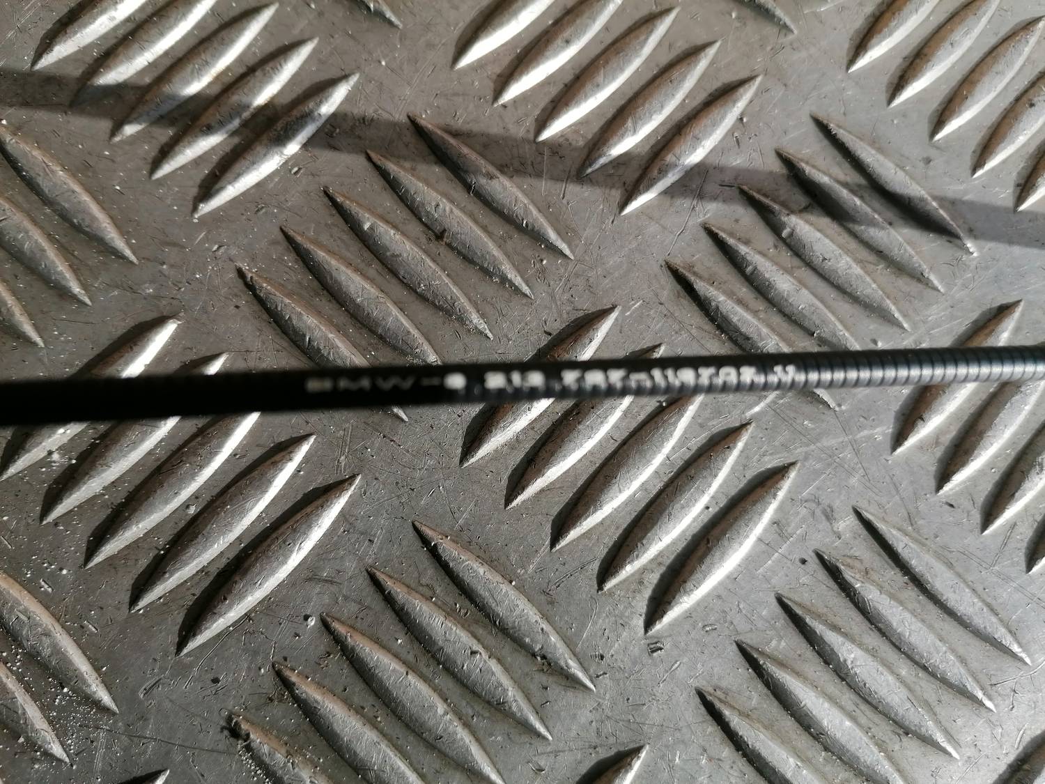 Priekšējo labo durvju slēdzene priekš BMW 318D E46 2002 SEDAN 6 Priekšējo labo durvju slēdzene priekš BMW 318D E46 2002 SEDAN