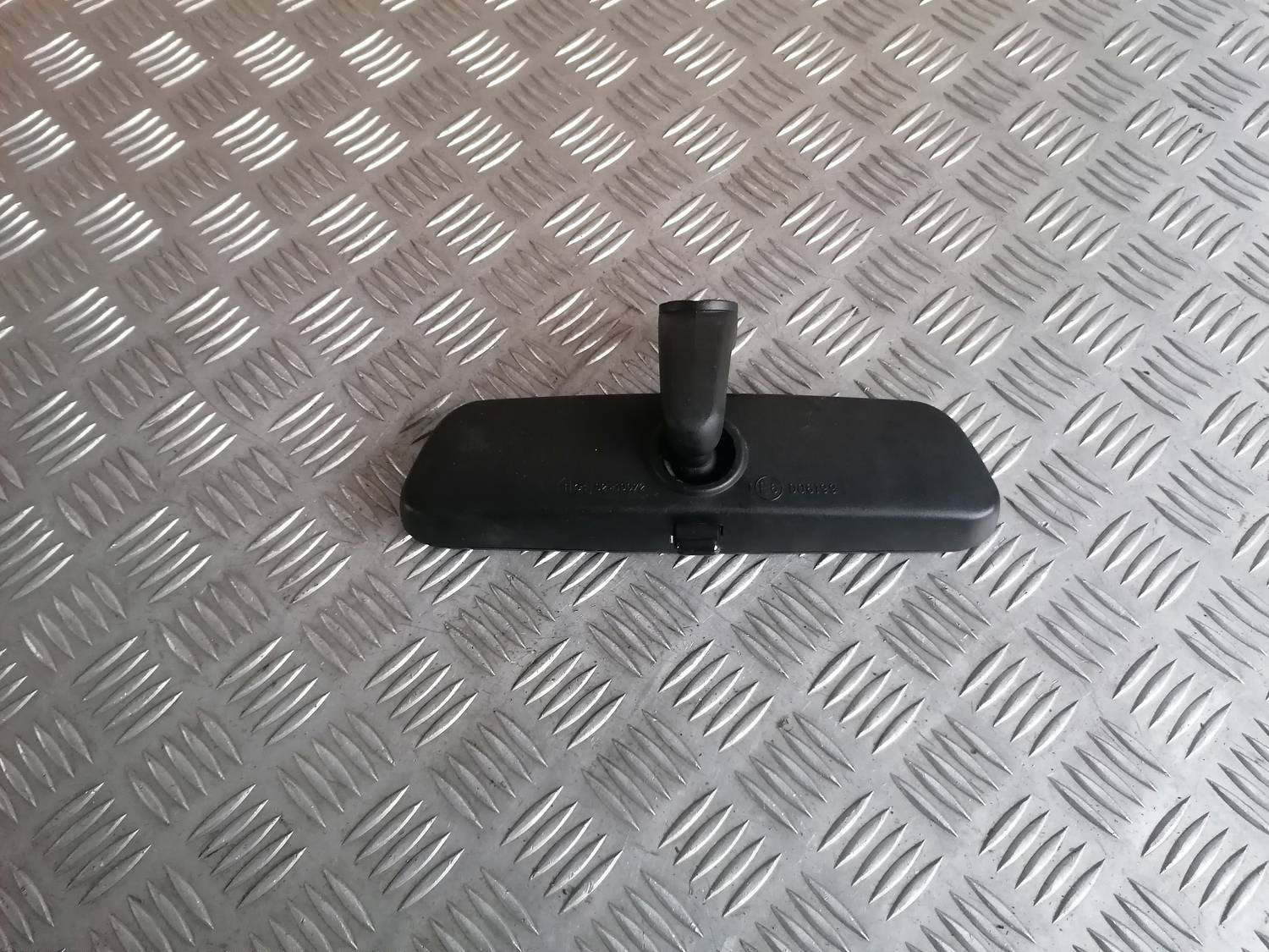 Salona atpakaļskata spogulis priekš BMW 318D E46 2002 SEDAN