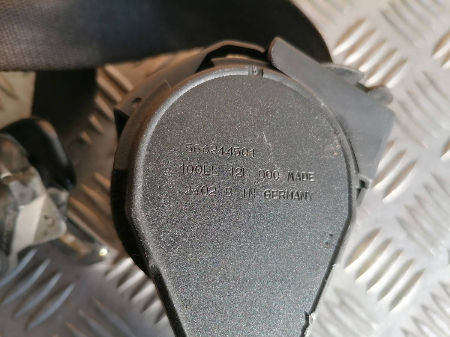 Priekšējā kreisā drošības josta priekš BMW 318D E46 2002 SEDAN