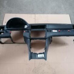 Mērinstrumentu panelis priekš BMW 318D E46 2002 SEDAN