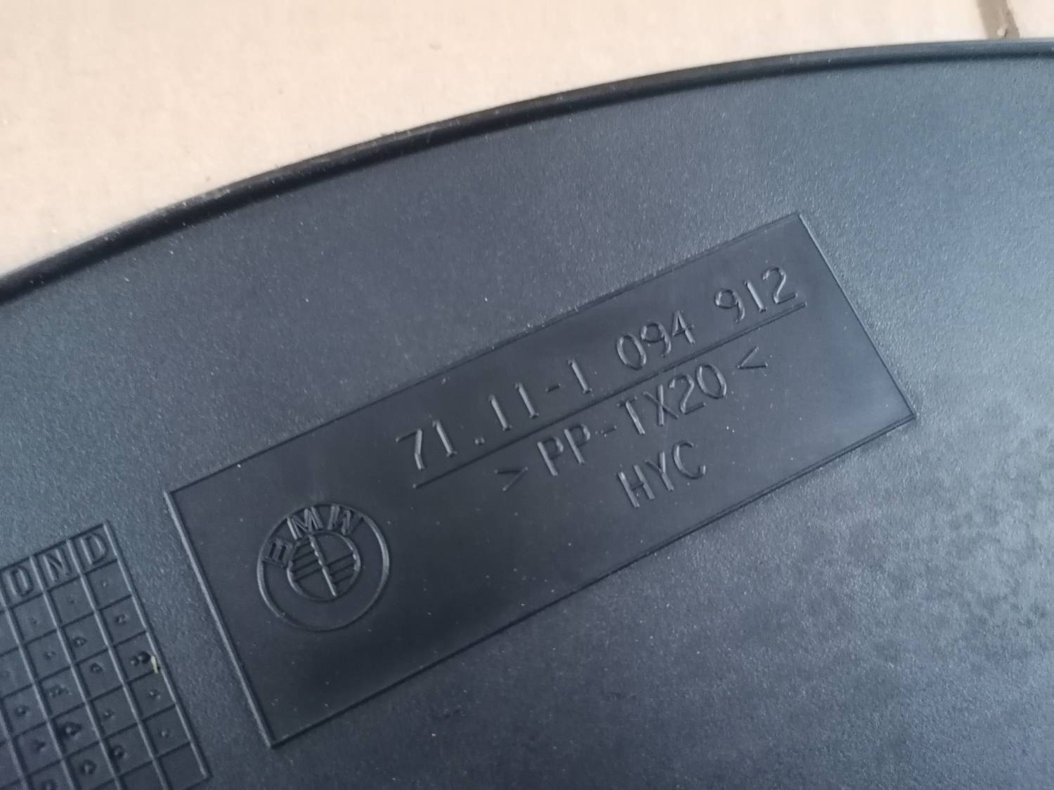 Rezerves riteņa stiprinājums priekš BMW 318D E46 2002 SEDAN