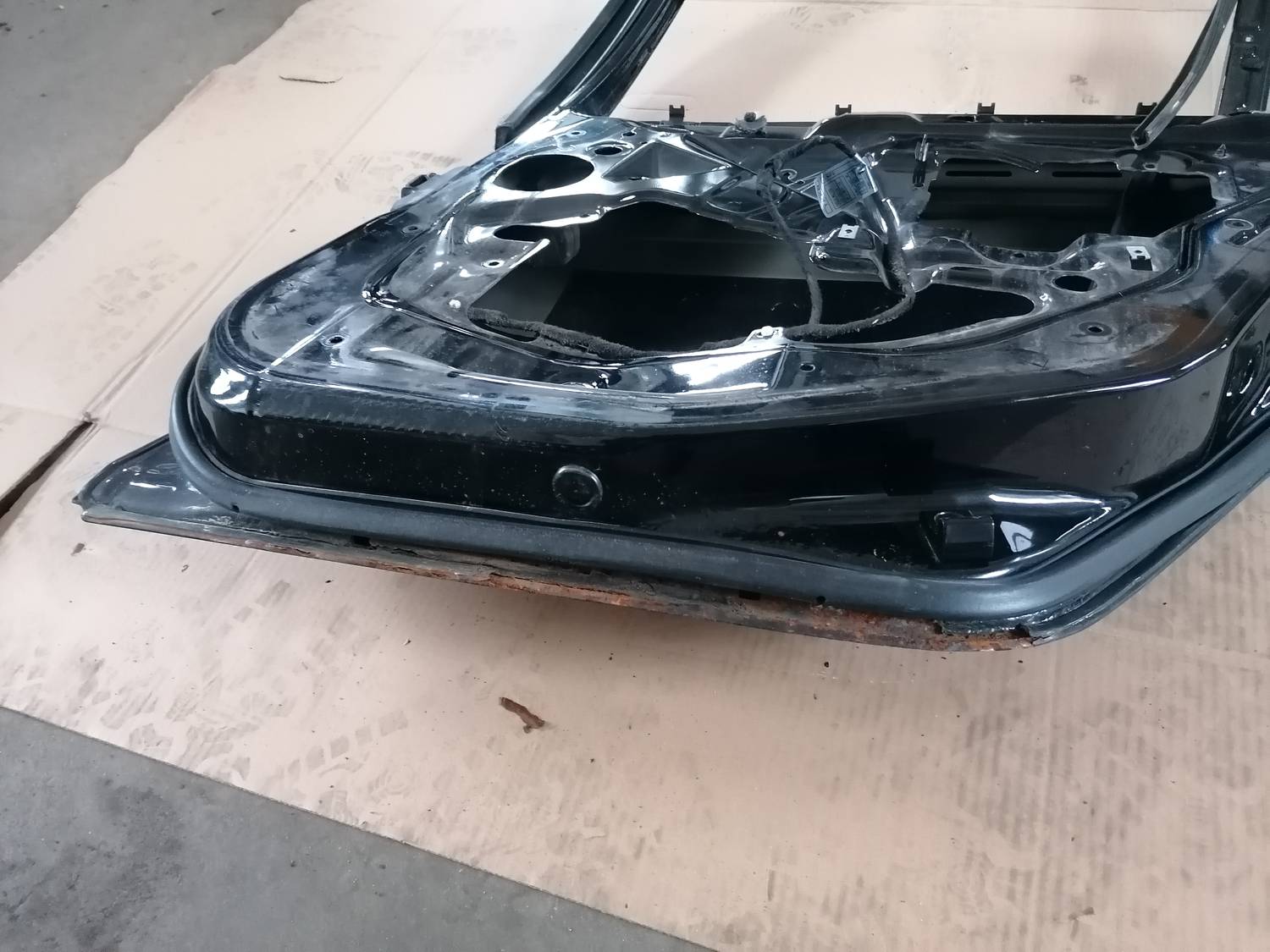 Aizmugurējās labās durvis priekš BMW 318D E46 2002 SEDAN