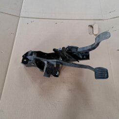 Pedāļu bloks priekš VOLVO V70 2009