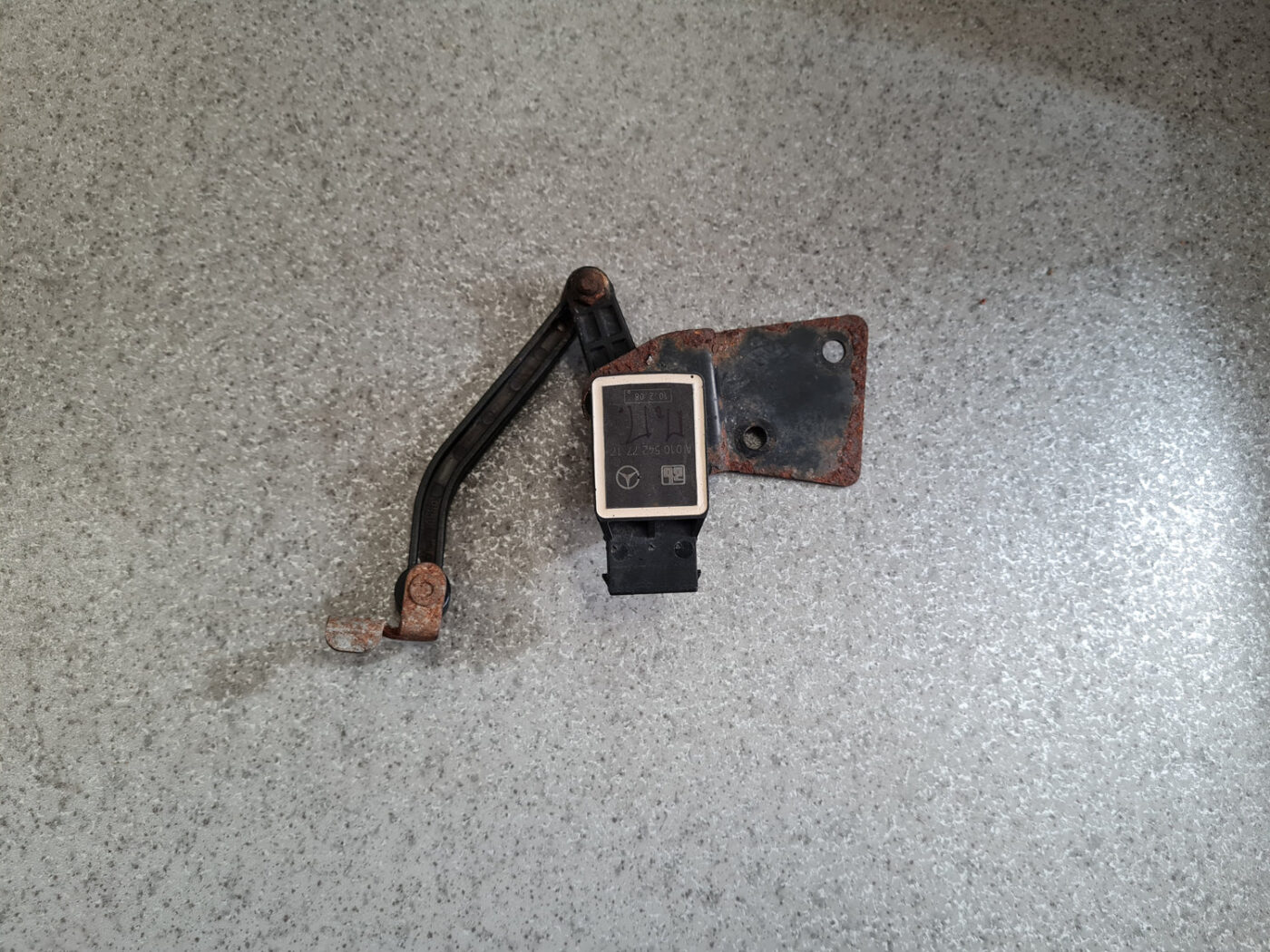 Lukturu diapazona korekcijas sensors, priekšā priekš MERCEDES BENZ ML280 2008 OBSIDIAN BLACK 1 Lukturu diapazona korekcijas sensors, priekšā priekš MERCEDES BENZ ML280 2008 OBSIDIAN BLACK