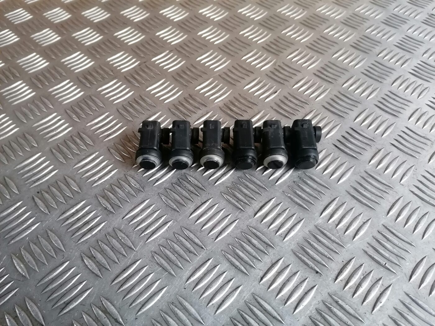 Parkošanās devējs priekš MERCEDES BENZ ML280 2008 OBSIDIAN BLACK 2 Parkošanās devējs priekš MERCEDES BENZ ML280 2008 OBSIDIAN BLACK