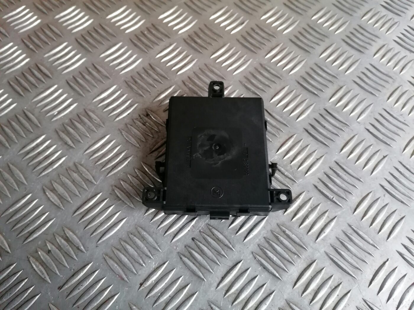 Priekšējo kreiso durvju vadības bloks priekš MERCEDES BENZ ML280 2008 OBSIDIAN BLACK