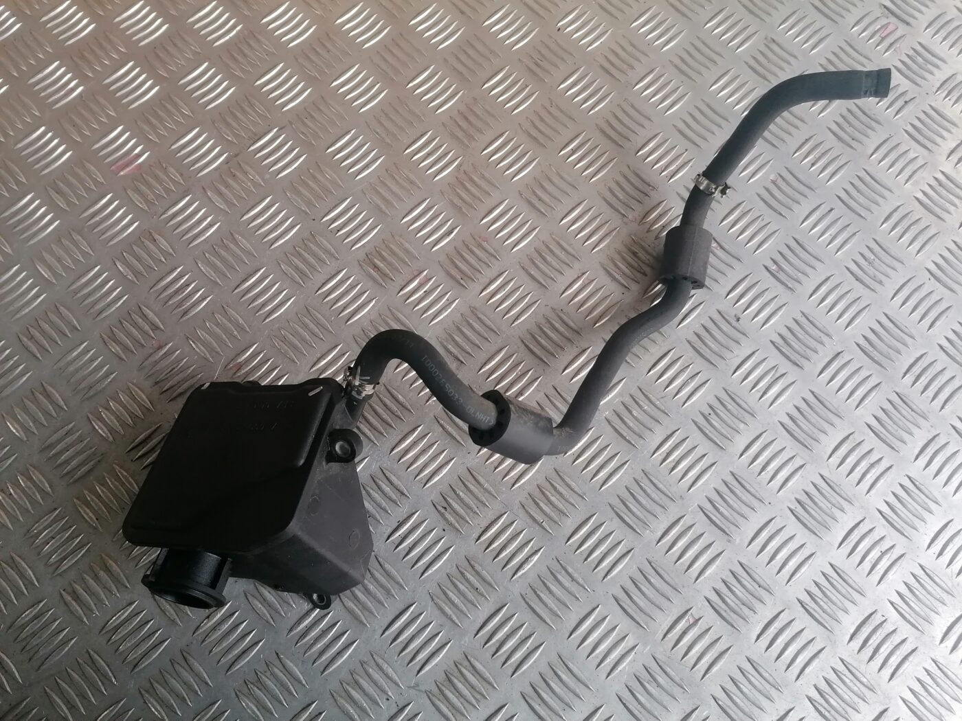 Stūres pastiprinātāja tvertne priekš MERCEDES BENZ ML280 2008 OBSIDIAN BLACK