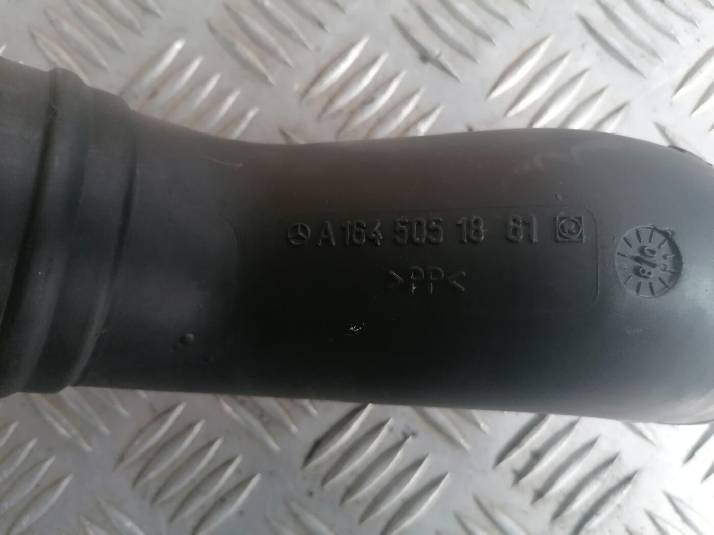 Gaisa filtra korpusa caurule priekš MERCEDES BENZ ML280 2008 OBSIDIAN BLACK