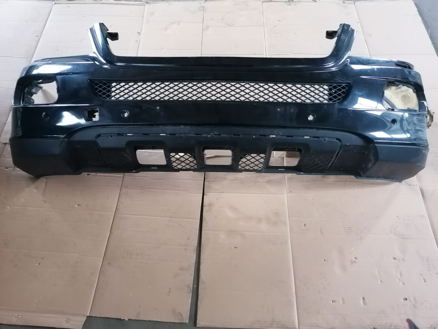 Priekšējais buferis priekš MERCEDES BENZ ML280 2008 OBSIDIAN BLACK