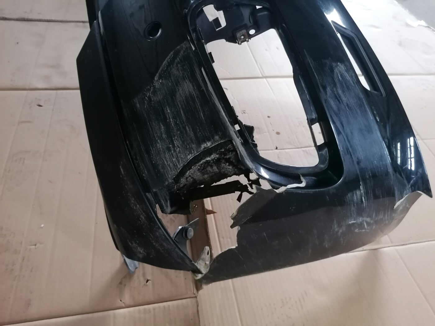 Priekšējais buferis priekš MERCEDES BENZ ML280 2008 OBSIDIAN BLACK