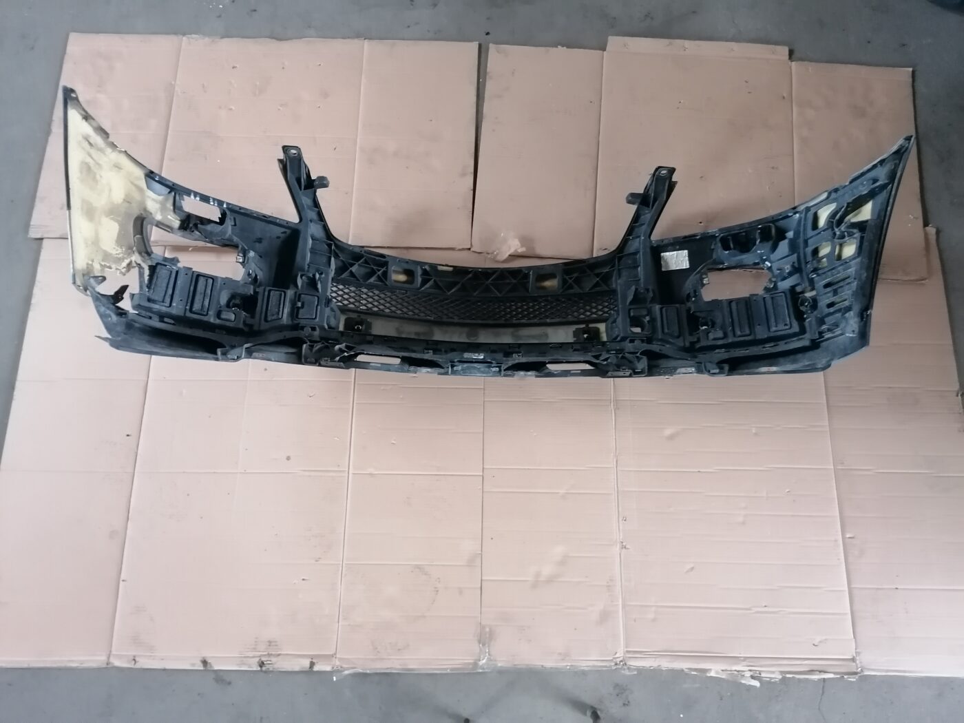 Priekšējais buferis priekš MERCEDES BENZ ML280 2008 OBSIDIAN BLACK