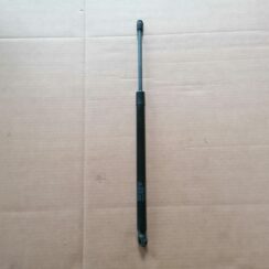 Bagažnieka vāka amortizators priekš MERCEDES BENZ ML280 2008 OBSIDIAN BLACK