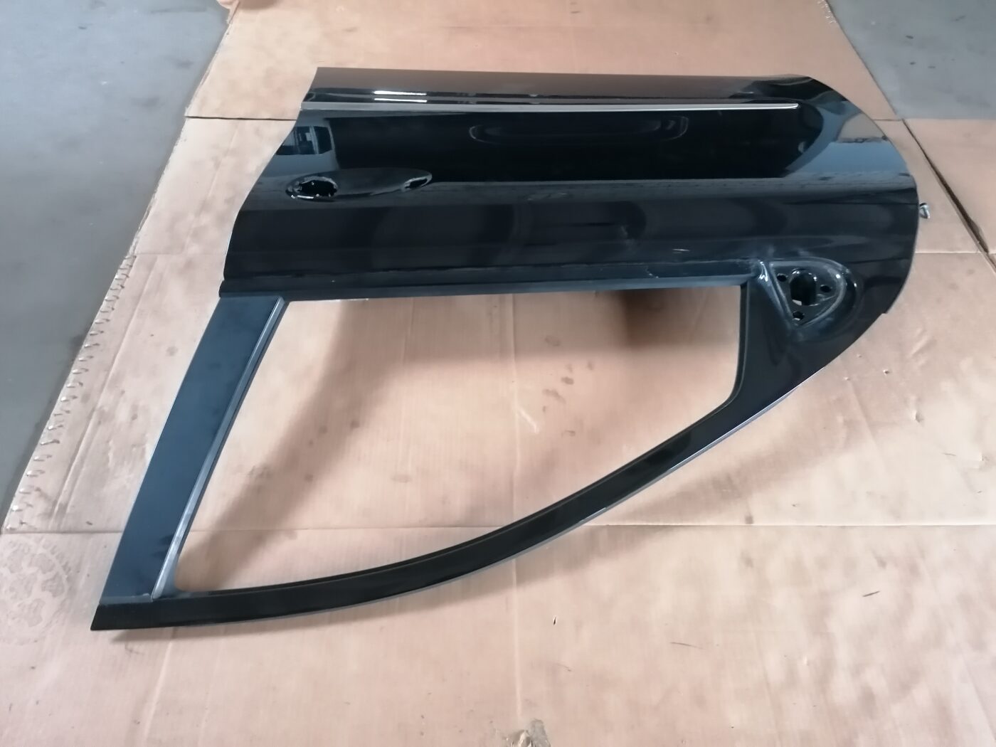 Priekšējās kreisās durvis priekš MERCEDES BENZ ML280 2008 OBSIDIAN BLACK