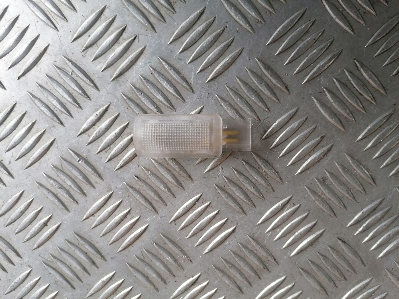 Apgaismojums durvju apdarē priekš MERCEDES BENZ ML280 2008 OBSIDIAN BLACK 1 Apgaismojums durvju apdarē priekš MERCEDES BENZ ML280 2008 OBSIDIAN BLACK