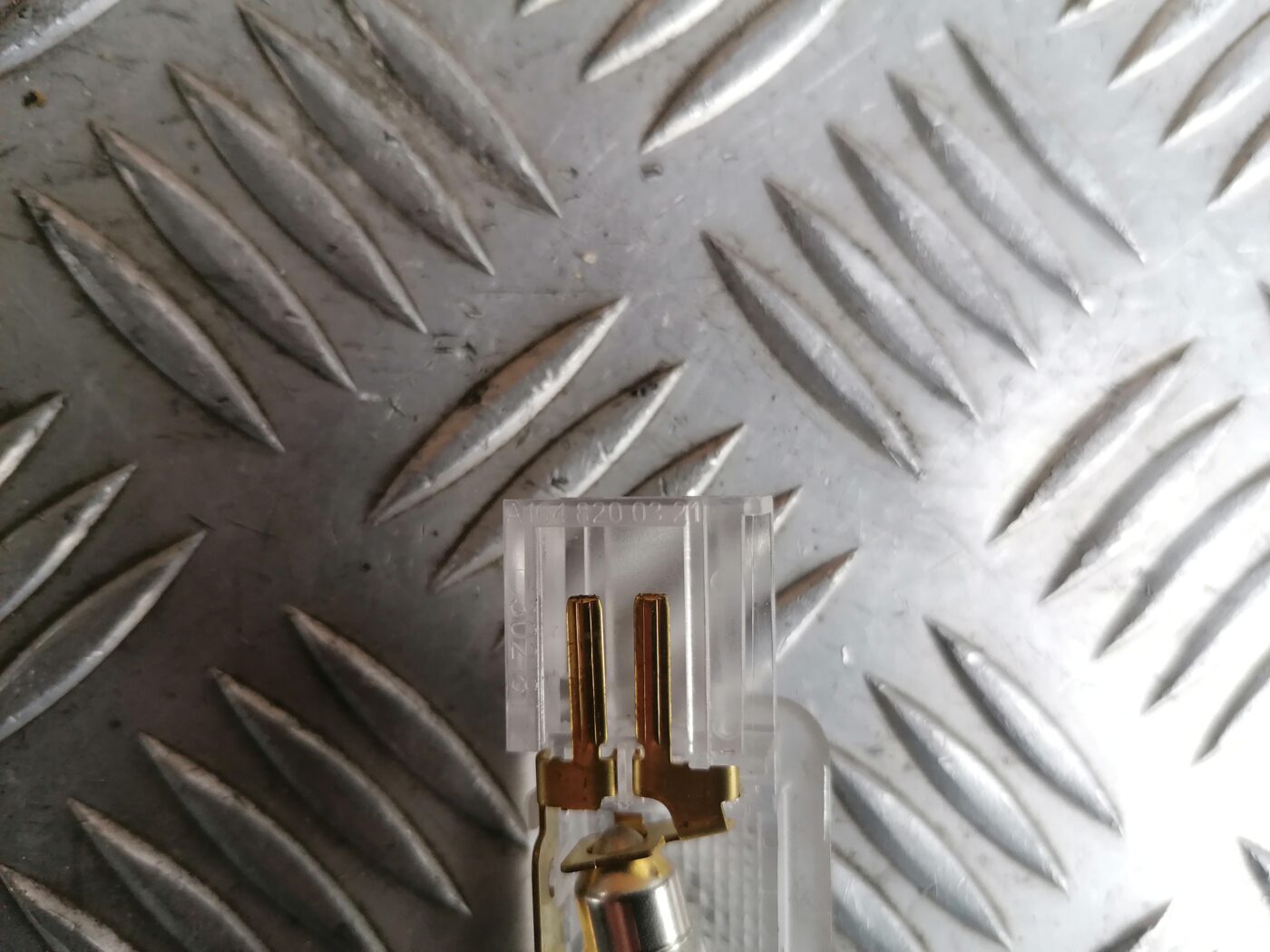 Apgaismojums durvju apdarē priekš MERCEDES BENZ ML280 2008 OBSIDIAN BLACK 5 Apgaismojums durvju apdarē priekš MERCEDES BENZ ML280 2008 OBSIDIAN BLACK