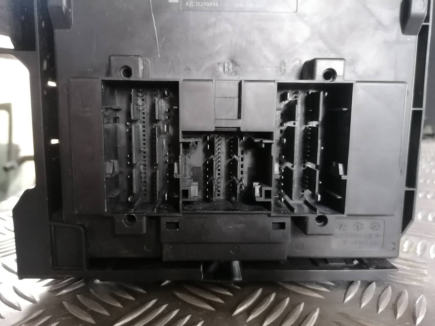 Komforta vadības bloks priekš VW CRAFTER 2018 3 Komforta vadības bloks priekš VW CRAFTER 2018