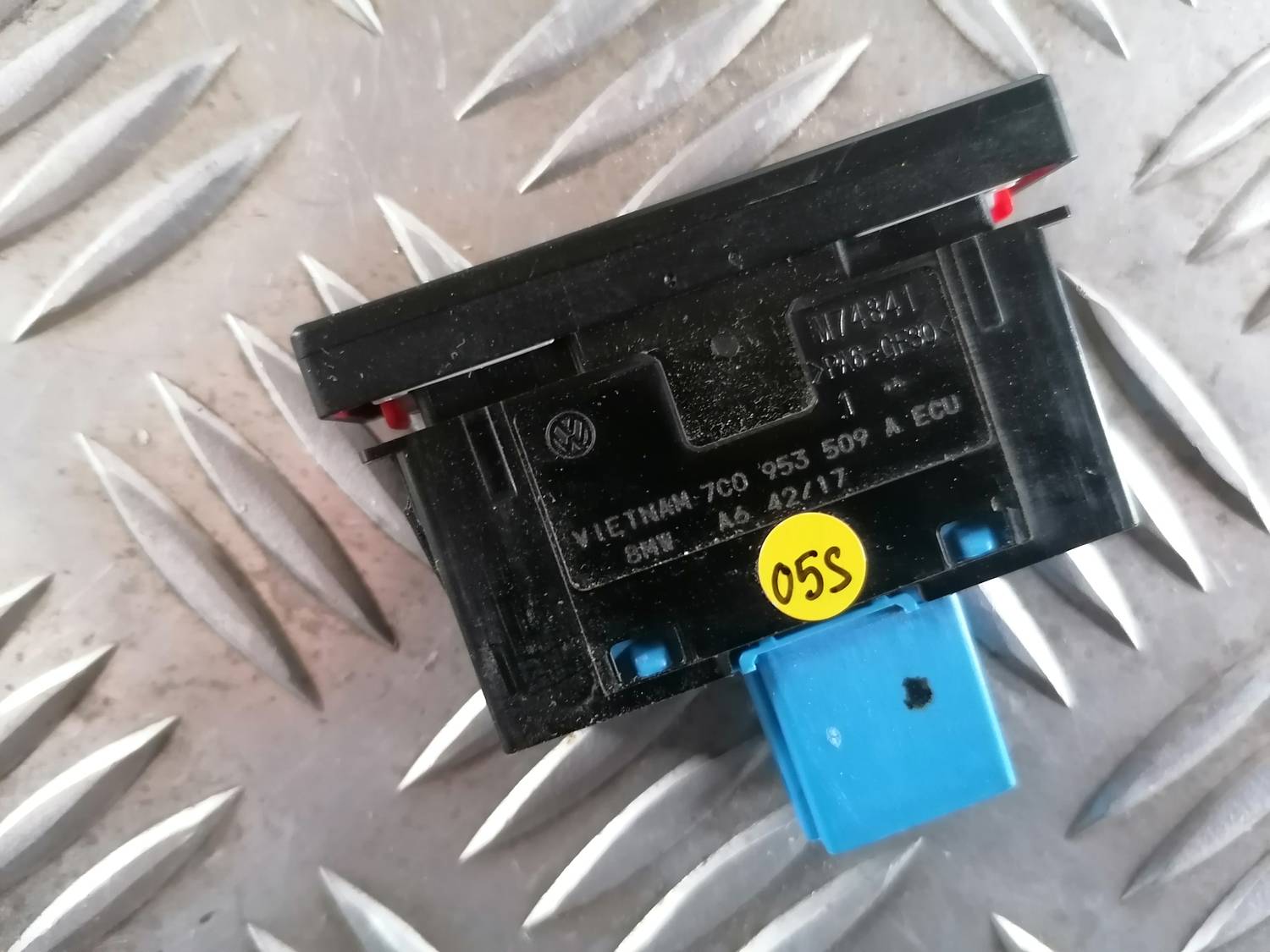 Trauksmes poga priekš VW CRAFTER 2018