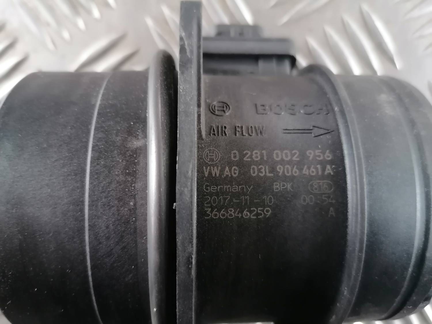 Gaisa plūsmas mērītājs priekš VW CRAFTER 2018 7 Gaisa plūsmas mērītājs priekš VW CRAFTER 2018