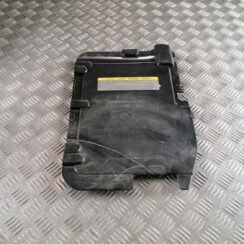 Akumulatora vāks priekš VW CRAFTER 2018