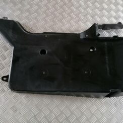 Salona plastmasa priekš VW CRAFTER 2018