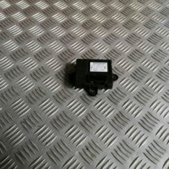 Aizmugurējo labo durvju vadības bloks priekš VOLVO V70 2009