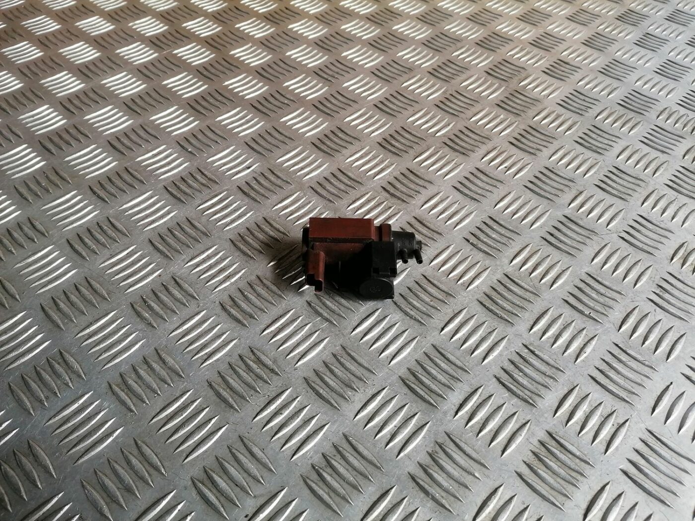 Izplūdes solenoīda vārsts priekš FORD MONDEO 2007