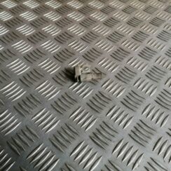 Sadales vārpstas devējs priekš VOLVO V70 2009